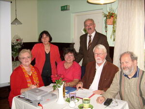 Bezirksvorsitzender Horst Kubatschka (2.v.r.) mit MdB Jella Teuchner (l.) und MdL Johanna Werner-Muggendorfer (2.v.l.)