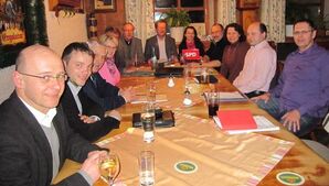 Arbeitsgruppe aus Stadt und Land